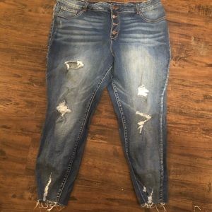 Maurices size 24 short, distressed jegging